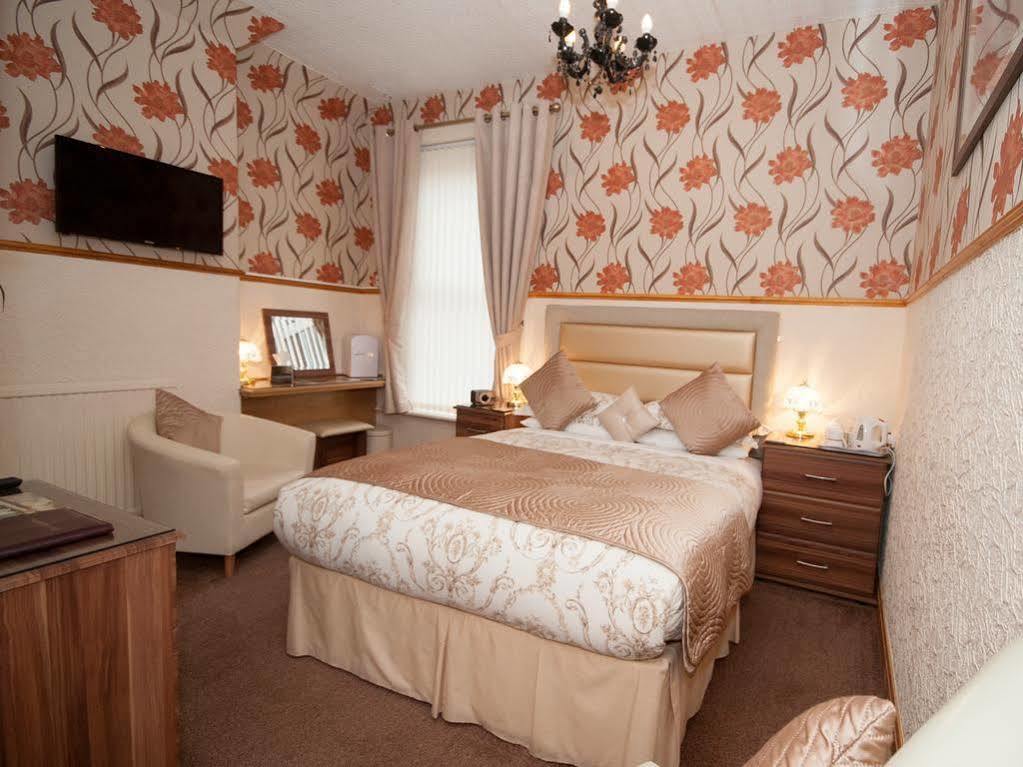 Valentine Lodge Over 21 Adult Couples Only 黑潭 外观 照片