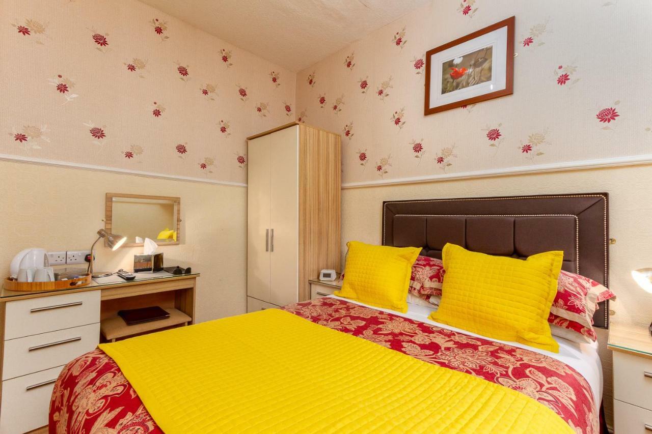 Valentine Lodge Over 21 Adult Couples Only 黑潭 外观 照片